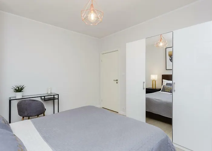 דירה Vidoc ורשה