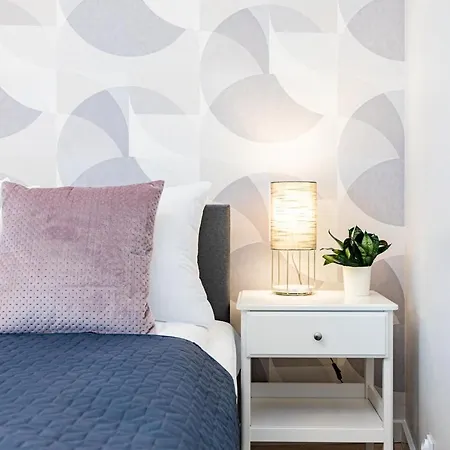 Vidoc Apartman Varsó